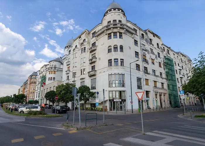 Gde Jaszai Panorama Apartament *