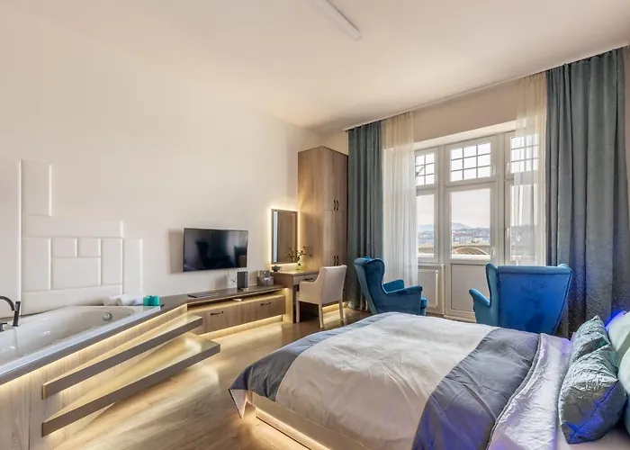 Gde Jaszai Panorama Apartament *