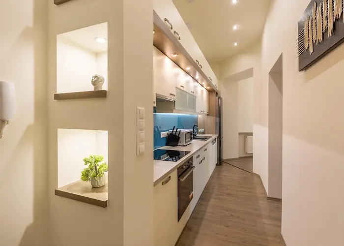 Gde Jaszai Panorama * بودابست