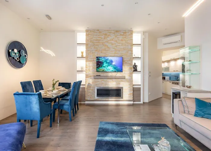 Gde Jaszai Panorama شقة