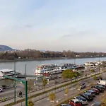 Gde Jaszai Panorama *